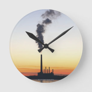 Power-Pflanzen-Rauch-Stapel Runde Wanduhr