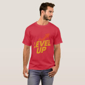 Power Up - spielerisch, Gaming-Ambiente. T-Shirt (Vorne ganz)