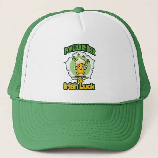 Powered by Beer St Patrick’s Day Shirt – boné Truckerkappe (Vorderseite)