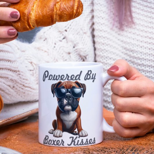 Powered by Boxer Kisses – Funny Boxer Dog Graphic Kaffeetasse