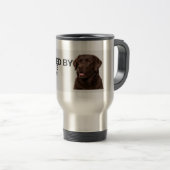 Powered by Coffee and a Lab Stainless Travel Mug Reisebecher (VorderseiteRechts)