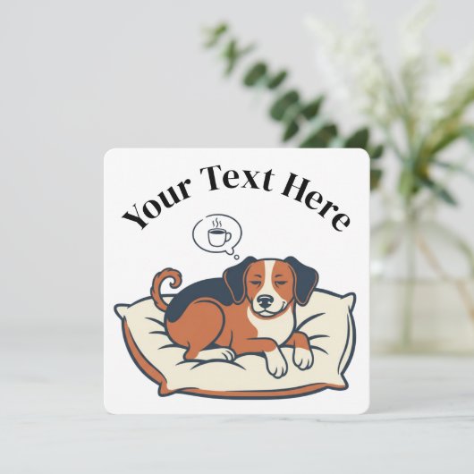 Powered by Coffee & Dog Dreams Einladung (Stehend Vorderseite)