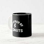 powered by donuts zweifarbige tasse (Vorderseite Links)