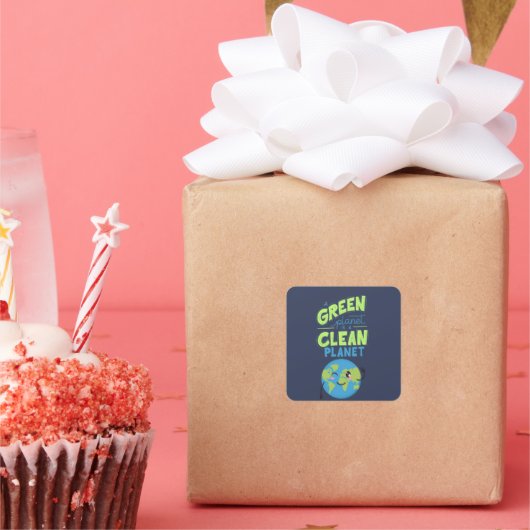 Powered by Green: Thrive with Nature" Quadratischer Aufkleber (Party)