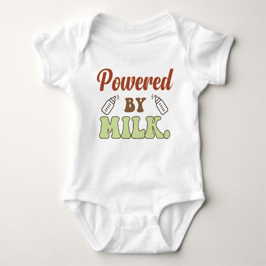 Powered by Milk Baby Strampler (Vorderseite)