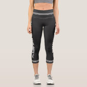 Powered by Pflanze Vegan schlicht Schwarz minimal Capri Leggings (Vorderseite)