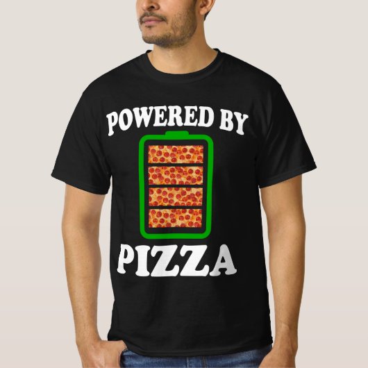 Powered by Pizza - Funny Pizza T-Shirt (Vorderseite)