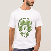 Powered by Shamrock Luck Irish Green St Patrick's  T-Shirt (Vorderseite)