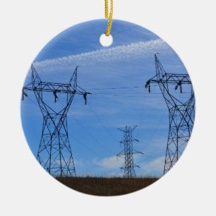 Powerlinien im blauen Himmel Keramikornament