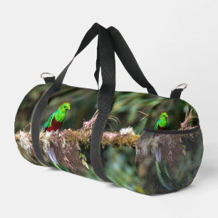 Prächtiger Quetzal im Wolkenwald Duffle Bag