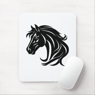 Prächtiger schwarzer Pferdekopf Mousepad