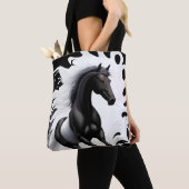 Prächtiges schwarzes Pferd Tasche (Von Nahem)
