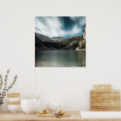 Prachtvoller Krn-See mit Berg Krn, Slowenien Poster (Küche)