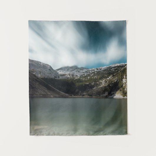 Prachtvoller Krn-See mit Berg Krn, Slowenien Wandteppich (Vorderseite)