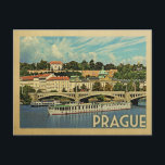 Prag Postcard Tschechien Vintage Travel Postkarte<br><div class="desc">Prag Tschechische Republik Design im Vintage Travel Stil mit einem schönen Blick auf den Fluss mit Brücke.</div>