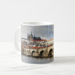 Prag-Schloss und Charles-Brückenandenken-Foto Kaffeetasse