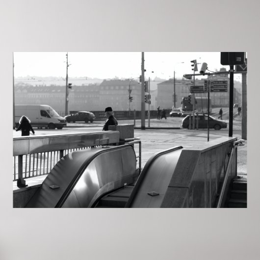 Prag Urban Noir: Escalator Light Poster (Vorne)