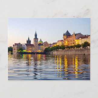 Prag vom Vltava-Fluss aus gesehen Postkarte