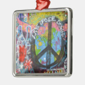 Prague Graffiti Ornament Aus Metall (Links)