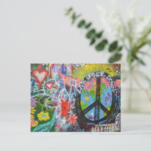 Prague Graffiti Postkarte (Stehend Vorderseite)