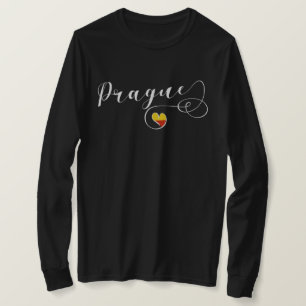 Prague Heart Flag, Tschechische Republik T-Shirt