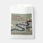 Prähistorische Gruppen von farbenfrohen Dinosaurie Geschenktütchen (Vorderseite)