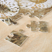 Prähistorischer Hintergrund mit versteinerten Puzzle (Seite)