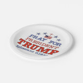 PRAKTIKEN FÜR TRUMP-Papier-Teller Pappteller (Schrägansicht)