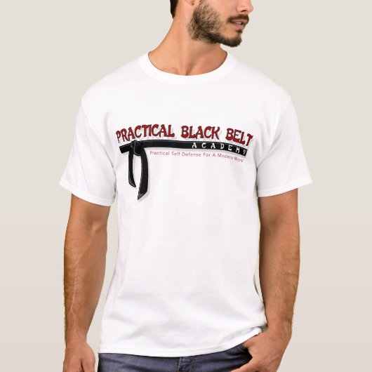 Praktischer schwarzer Gürtel T-Shirt (Vorderseite)