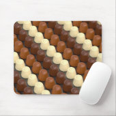 Pralinen aus dunklem, weißem und Milchschokolade Mousepad (Mit Mouse)