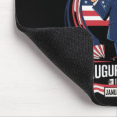 Präsident Donald Trump 2025 wird durch das, was ge Mousepad (Ecke)