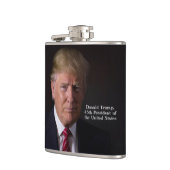 Präsident Donald Trump, 45. Präsident Flachmann (Links)