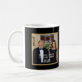 Präsident Donald Trump & Melania Elegant 2020 Kaffeetasse (Links)