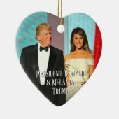 Präsident Donald Trump & Melania Herz Foto Keramik Ornament (Rechts)