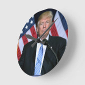 Präsident Donald Trump Runde Wanduhr (Winkel)