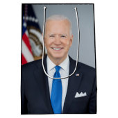 Präsident Joe Biden White House Portrait Medium Mittlere Geschenktüte (Rückseite)