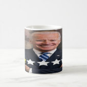 Präsident Joe Biden Zulassungsbewertung Kaffeetasse (Mittel)