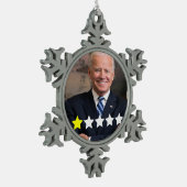 Präsident Joe Biden Zulassungsbewertung Schneeflocken Zinn-Ornament (Links)