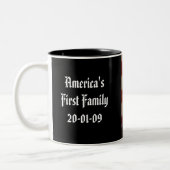 Präsident Obama First Family Keepsake Zweifarbige Tasse (Links)