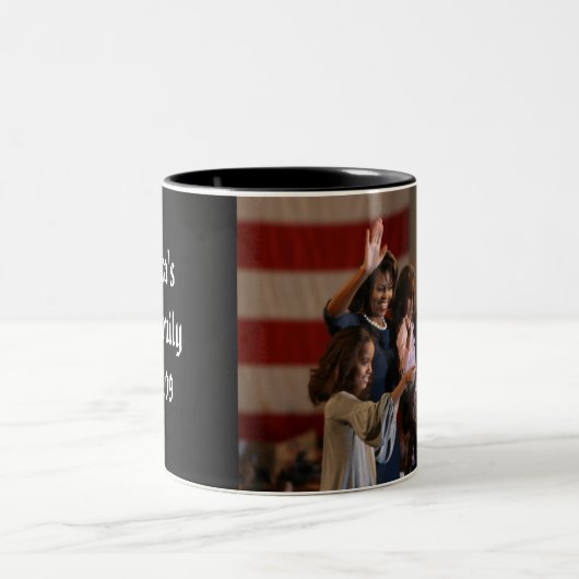 Präsident Obama First Family Keepsake Zweifarbige Tasse (Mittel)