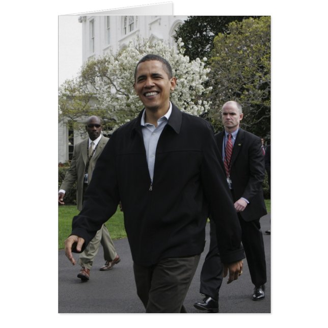 Präsident Obama geht zum Basketballplatz (Vorne)
