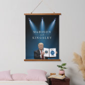 Präsident Trump 🇺 ✨ Patriotic Wedding Custom Wandteppich Mit Holzrahmen (Schlafzimmer)