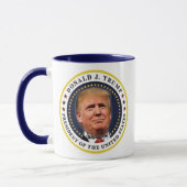 Präsident Trump Tag der Amtseinführung Souvenir Tasse (Links)