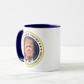 Präsident Trump Tag der Amtseinführung Souvenir Tasse (Vorderseite Links)
