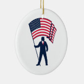 Präsident Trump trägt die Flagge der USA Keramik Ornament (Rechts)