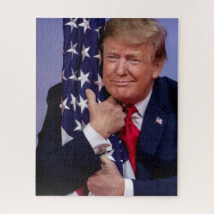 Präsident Trump umarmt die amerikanische Flagge Puzzle