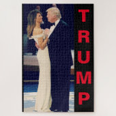 Präsident Trump und Melania tanzen Puzzle (Vertikal)