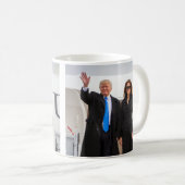 Präsidenten-u. First Lady-Trumpf Kaffeetasse (VorderseiteRechts)