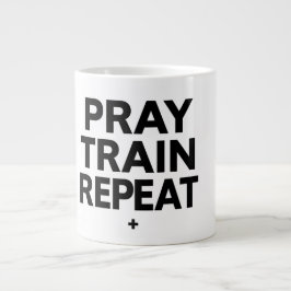 Pray Train Repeat Mug – Christian Fitness Motivati Jumbo-Tasse