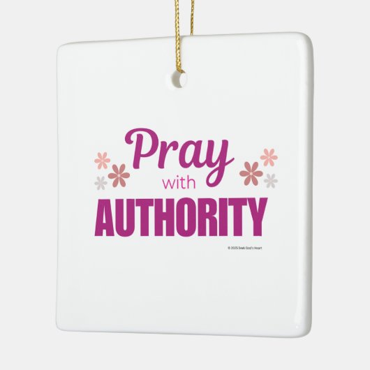 Pray with Authority, Keramikornament (Links)